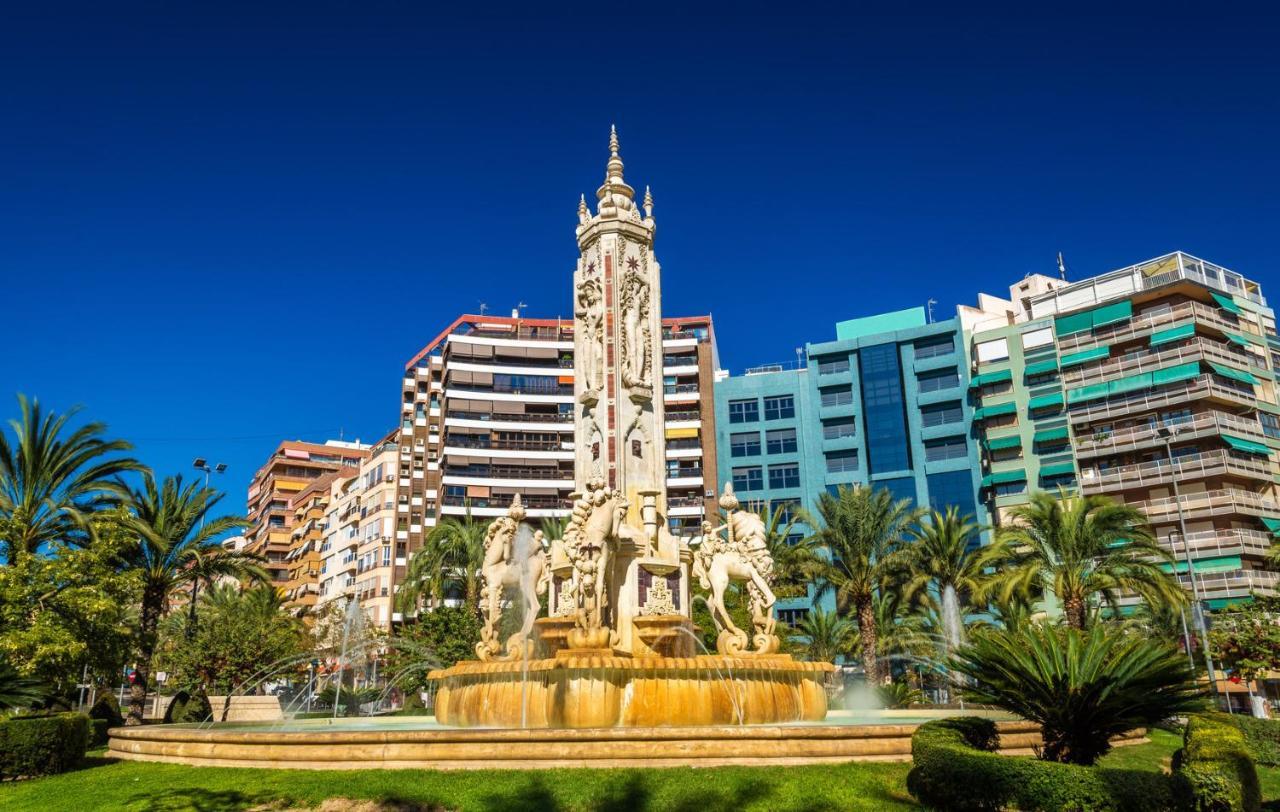Apartamento Alicante Colorful Penthouse Center 5C Exterior foto
